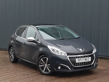 Used Peugeot 208 2017 for sale - 77410302: Photo
