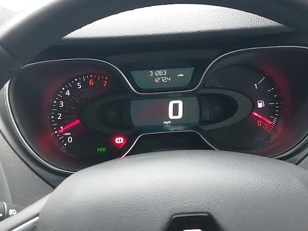 Used Renault Captur 2020 for sale - 76221528: Photo 10
