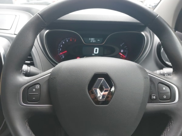 Used Renault Captur 2020 for sale - 76221528: Photo 15