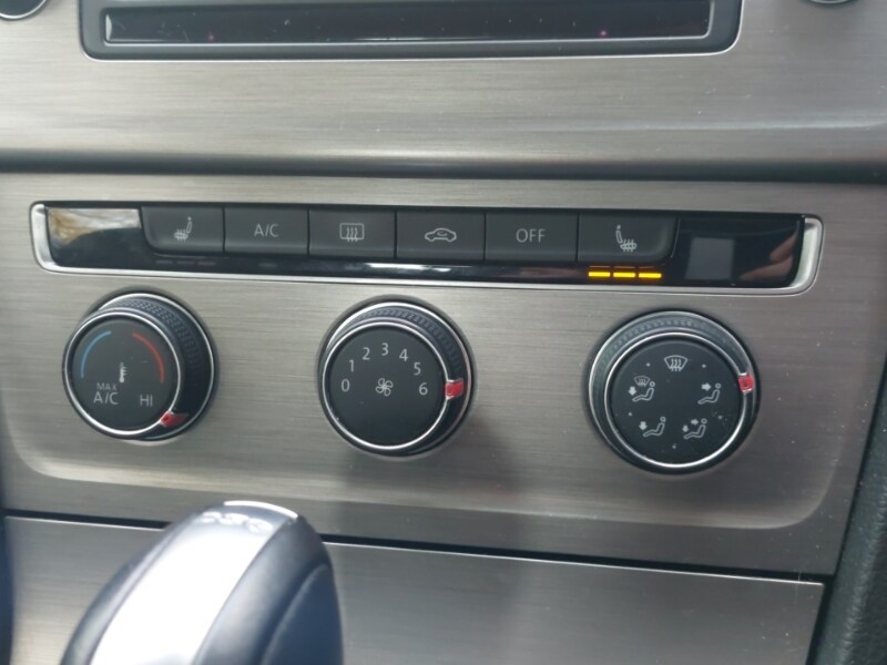 Used Volkswagen Golf 2017 for sale - 77999629: Photo 18