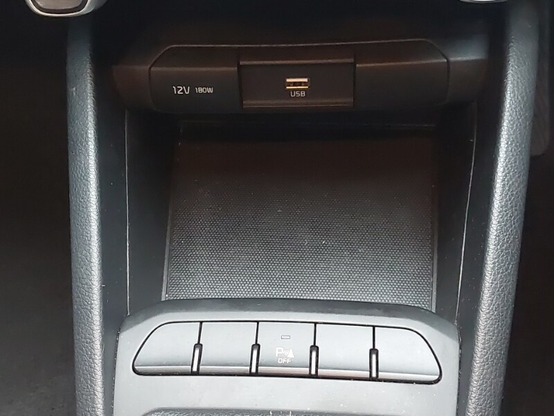 Used Kia Stonic 2023 for sale - 76556073: Photo 19