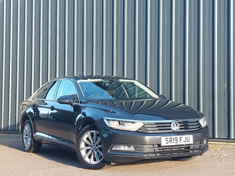 Used Volkswagen Passat 2019 for sale - 76579551: Photo 1