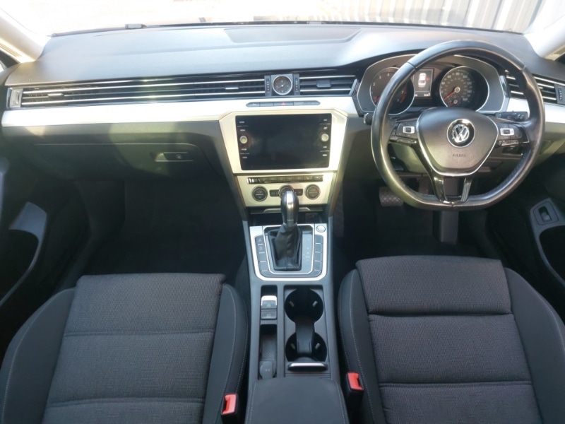 Used Volkswagen Passat 2019 for sale - 76579551: Photo 2