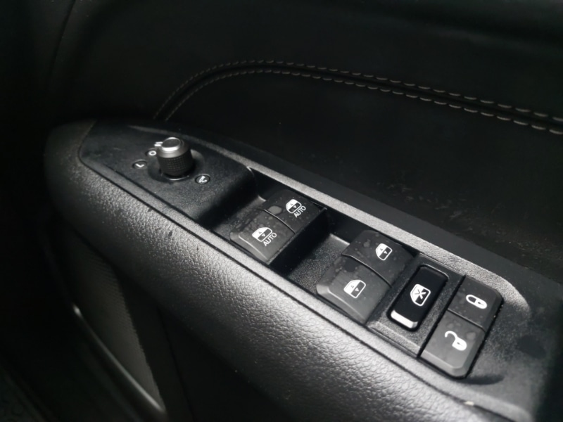 Used Jeep Compass 2023 for sale - 76983173: Photo 16