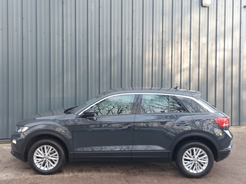 Used Volkswagen T-Roc 2020 for sale - 77596603: Photo 4