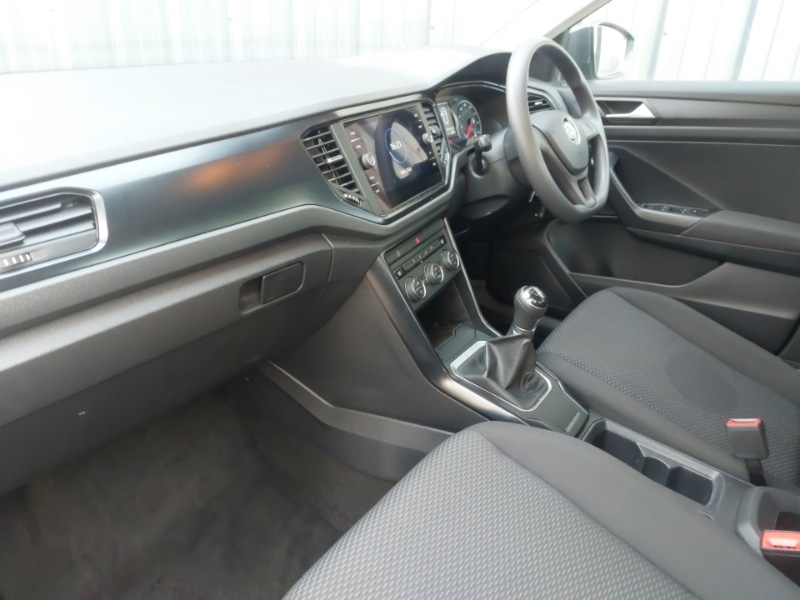 Used Volkswagen T-Roc 2020 for sale - 77596603: Photo 5