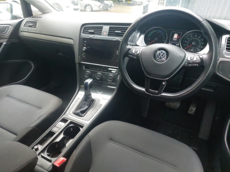 Used Volkswagen Golf 2019 for sale - 76369752: Photo 10
