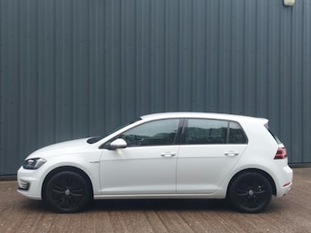 Used Volkswagen Golf 2019 for sale - 76369752: Photo