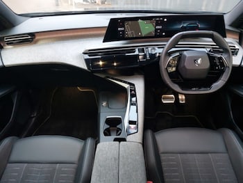 Used Peugeot 5008 2025 for sale - 76947601: Photo