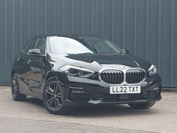 2022 - 118i [136] Sport 5dr Step Auto [Live Cockpit Pro]