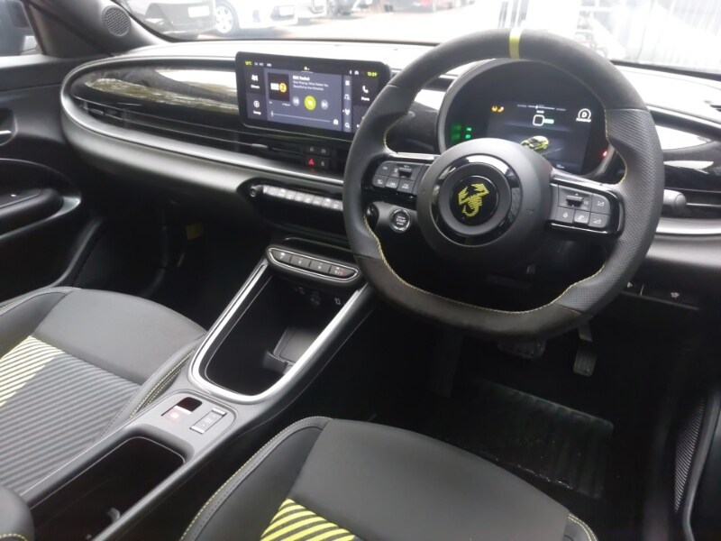 Used Abarth 600e 2024 for sale - 76533466: Photo 10