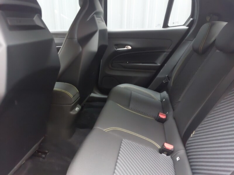 Used Abarth 600e 2024 for sale - 76533466: Photo 6