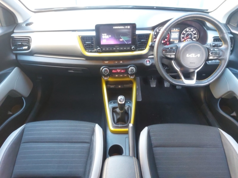 Used Kia Stonic 2023 for sale - 76695681: Photo 2