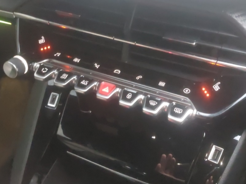 Used Peugeot 208 2021 for sale - 76397365: Photo 17