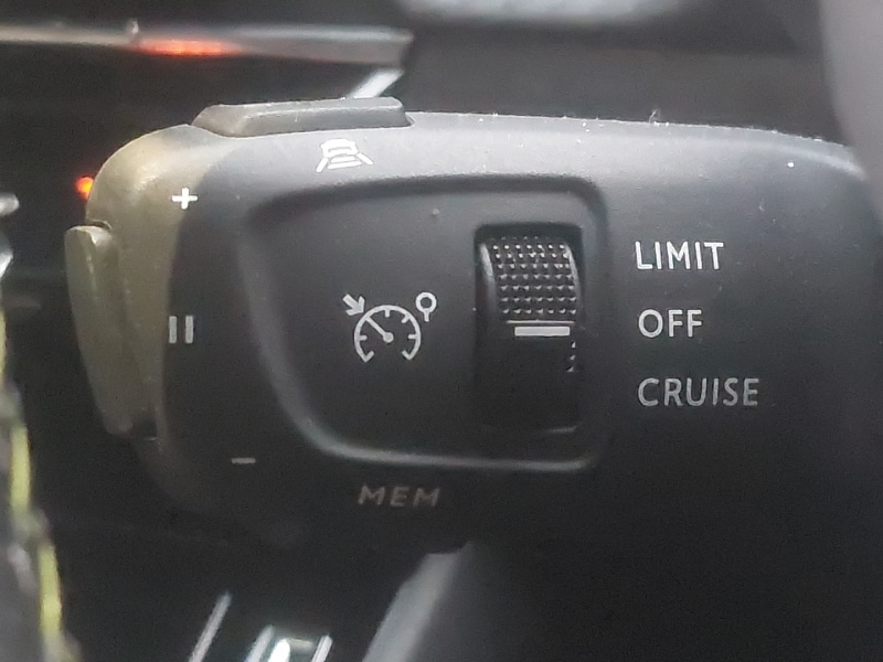 Used Peugeot 208 2021 for sale - 76397365: Photo 18