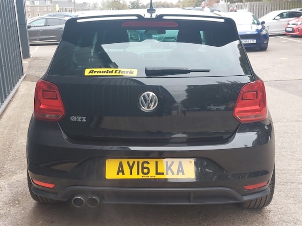 Used Volkswagen Polo 2016 for sale - 76309255: Photo 14