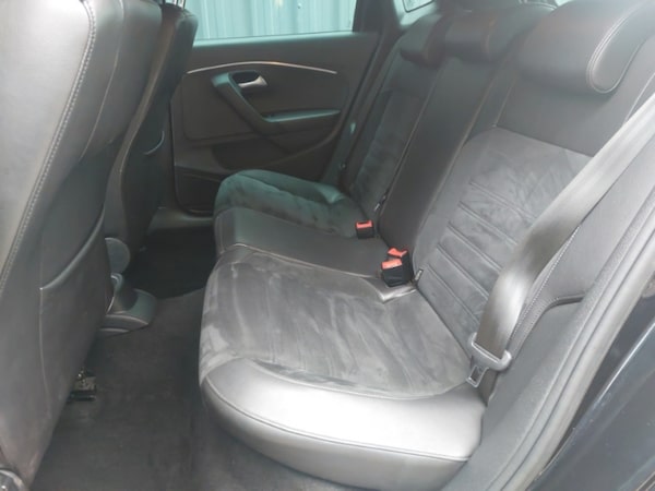 Used Volkswagen Polo 2016 for sale - 76309255: Photo 6