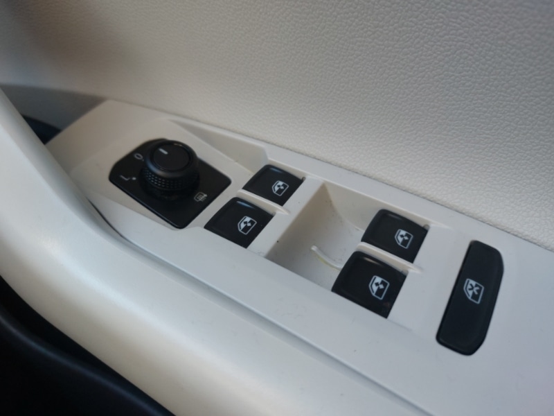 Used Volkswagen Polo 2019 for sale - 76579550: Photo 18