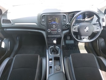 Used Renault Megane 2018 for sale - 79348191: Photo