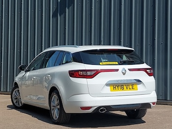 Used Renault Megane 2018 for sale - 79348191: Photo
