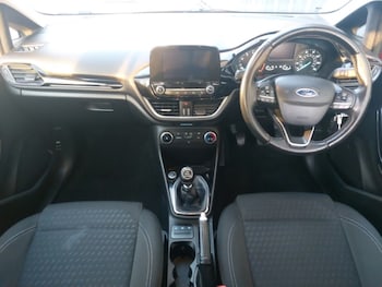 Used Ford Fiesta 2018 for sale - 77189794: Photo