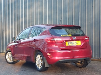 Used Ford Fiesta 2018 for sale - 77189794: Photo