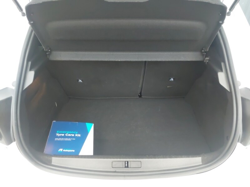 Used Peugeot 208 2023 for sale - 78041272: Photo 8