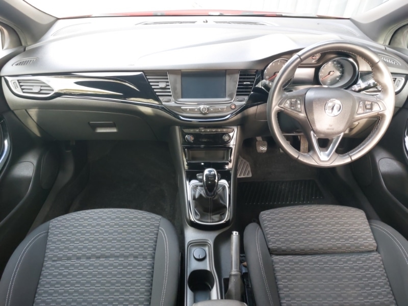 Used Vauxhall Astra 2019 for sale - 76737148: Photo 2