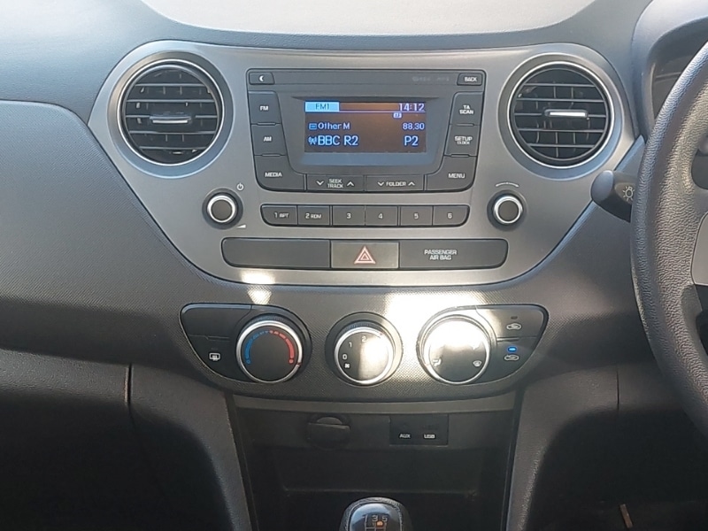 Used Hyundai i10 2019 for sale - 77352748: Photo 11