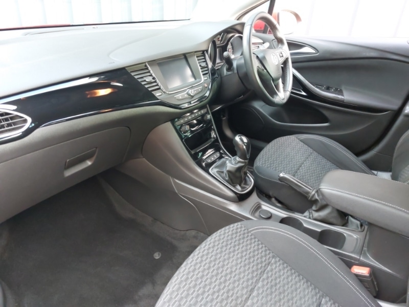Used Vauxhall Astra 2017 for sale - 76987395: Photo 5