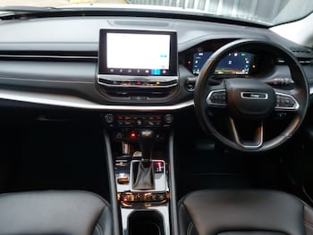 Used Jeep Compass 2023 for sale - 76221432: Photo 2