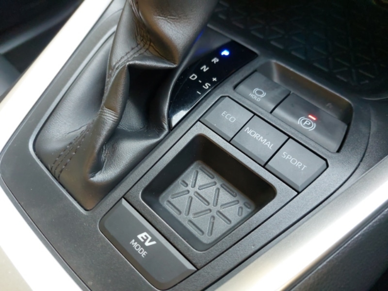 Used Toyota RAV4 2022 for sale - 76602419: Photo 15