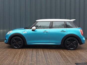 Used MINI Hatch 2018 for sale - 77466778: Photo