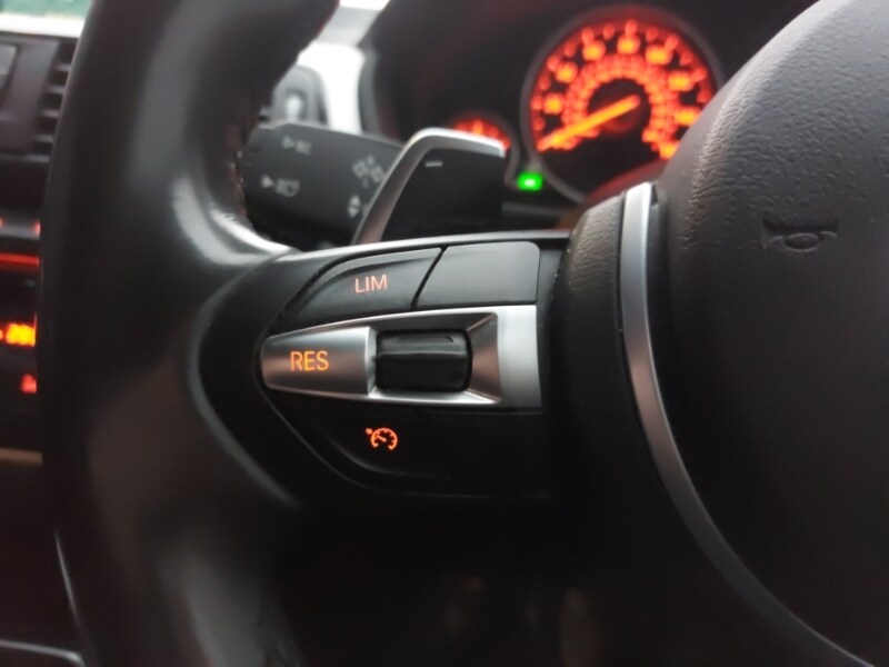 Used BMW 3 Series 2019 for sale - 77907406: Photo 18