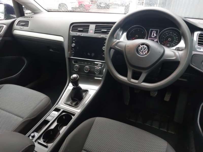 Used Volkswagen Golf 2018 for sale - 77119132: Photo 10