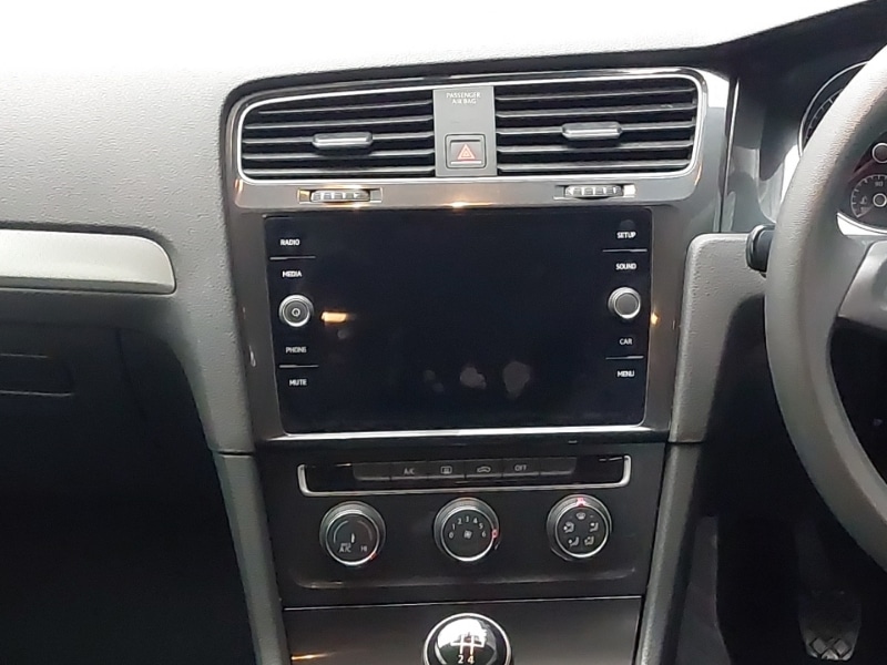 Used Volkswagen Golf 2018 for sale - 77119132: Photo 11