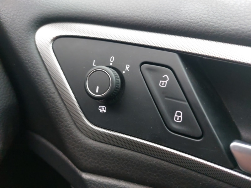 Used Volkswagen Golf 2018 for sale - 77119132: Photo 16