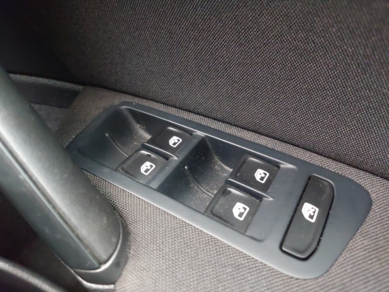 Used Volkswagen Golf 2018 for sale - 77119132: Photo 17