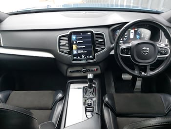 Used Volvo XC90 2017 for sale - 76213202: Photo 2
