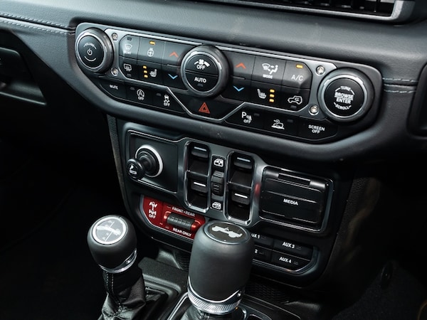 Used Jeep Wrangler 2025 for sale - 76053631: Photo 16