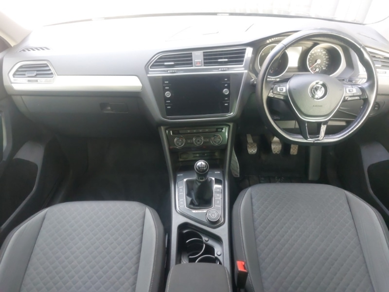 Used Volkswagen Tiguan 2017 for sale - 76651778: Photo 2