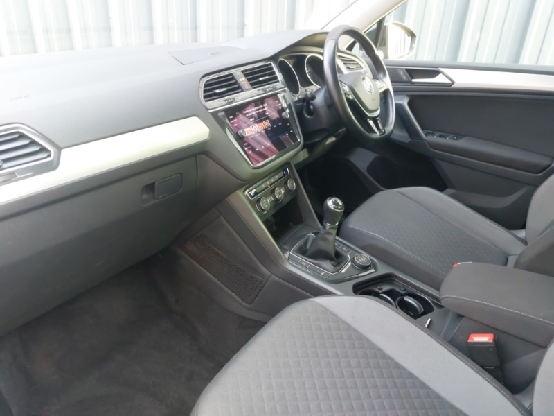 Used Volkswagen Tiguan 2017 for sale - 76651778: Photo 5