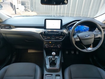 Used Ford Kuga 2022 for sale - 77300159: Photo