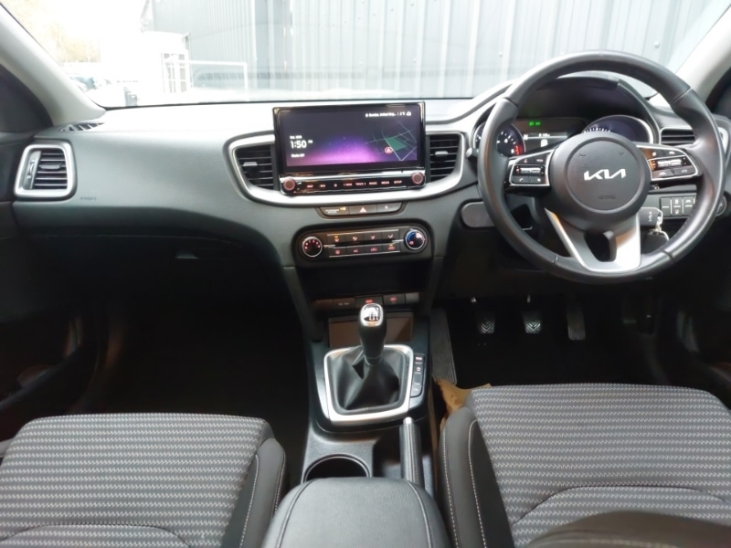 Used Kia Ceed 2023 for sale - 77304344: Photo 2