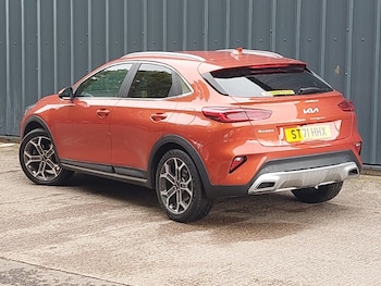 Used Kia XCeed 2021 for sale - 76213065: Photo 3