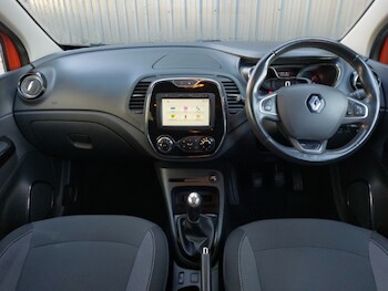 Used Renault Captur 2017 for sale - 78033384: Photo