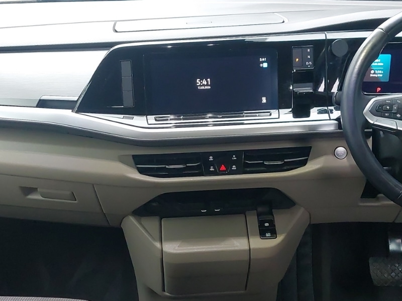 Used Volkswagen Multivan 2023 for sale - 77852605: Photo 11