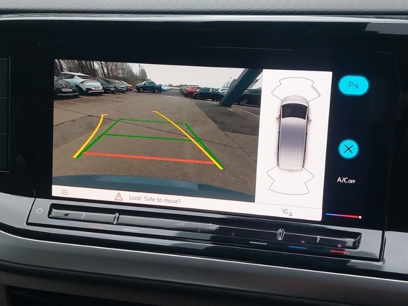 Used Volkswagen Multivan 2023 for sale - 77852605: Photo 15