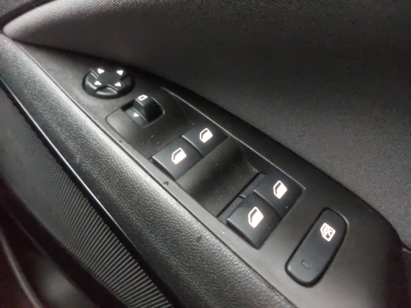 Used Vauxhall Crossland X 2020 for sale - 77343160: Photo 18