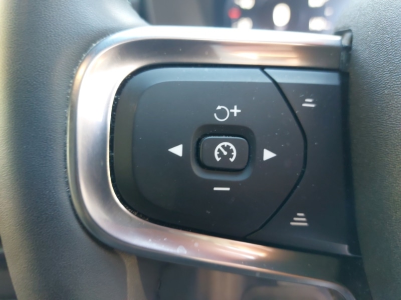 Used Volvo XC40 2021 for sale - 78023616: Photo 15